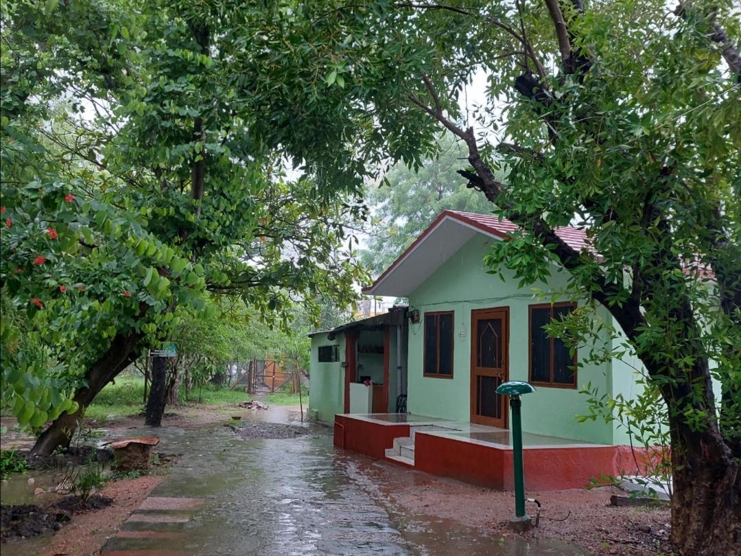 Ranakpur Nature Retreat Sadri Luaran gambar